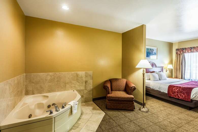 Hotel Comfort Suites