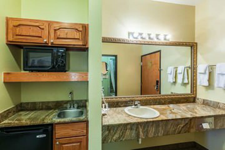 Hotel Comfort Suites