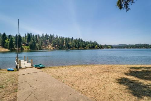 Little House On The Lake