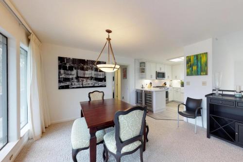 Pine Mountain Lake - Golf Course Home
