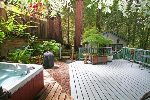 Guerneville Cottage