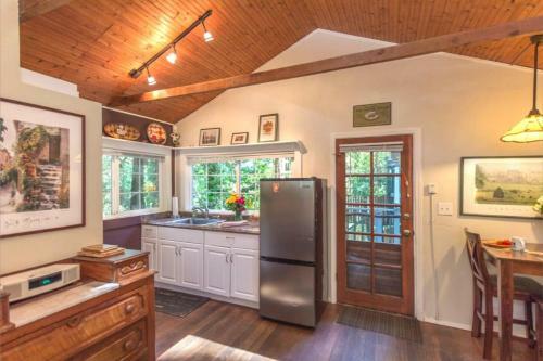 Guerneville Cottage