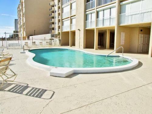 Edgewater 71 Apartment