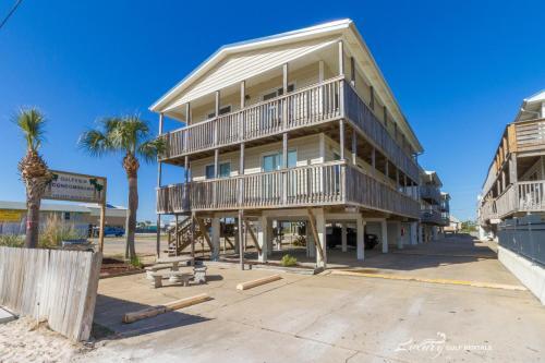 Gulf View Condo By Luxury Gulf Rentals