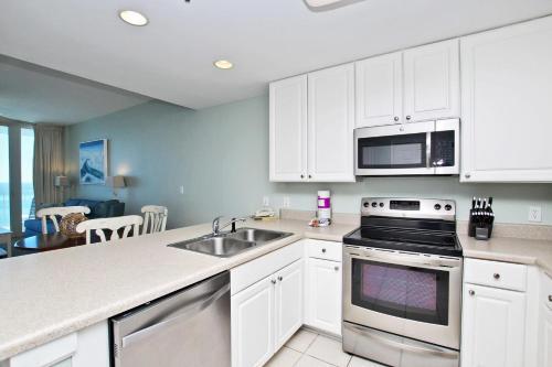 Lighthouse 1207 Apartment