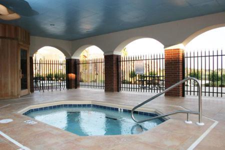 Emerald Greens 3701 Apartment