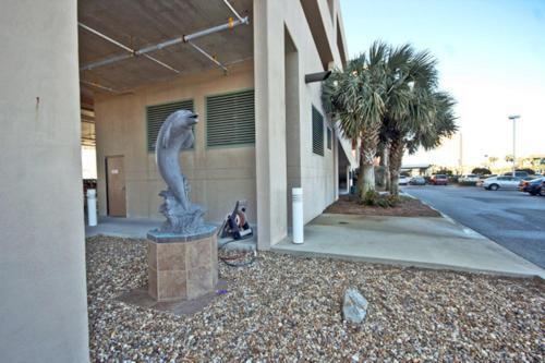 Crystal Shores West 1107 Apartment