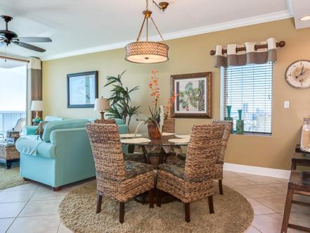 San Carlos 1409 Apartment