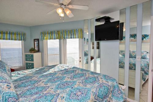 Boardwalk 885 Apartment