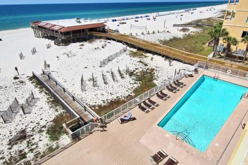 Boardwalk 582 Apartment