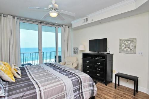 San Carlos 705 Apartment