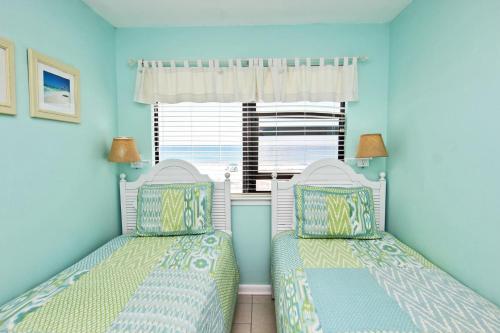 Island Shores 250 Apartment