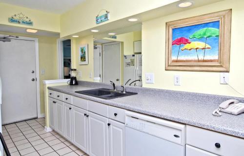Island Shores 250 Apartment
