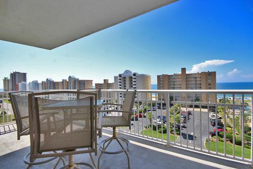 Crystal Tower 601 Apartment