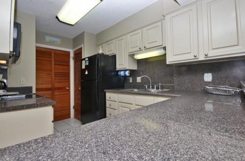 Boardwalk 383 Apartment