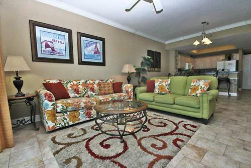 Crystal Shores West 1005 Apartment