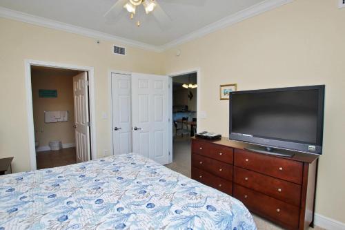 Crystal Tower 401 Apartment