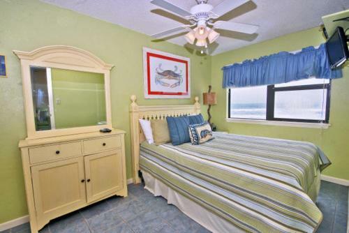 Island Shores 358 Apartment