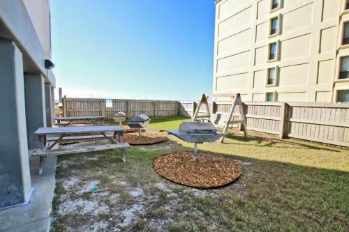 Island Sunrise 663 Apartment