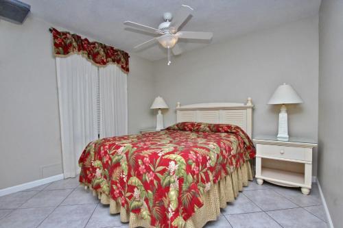 Island Winds West 675 Apartment