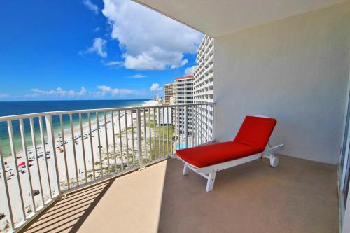Lighthouse 901 Apartment