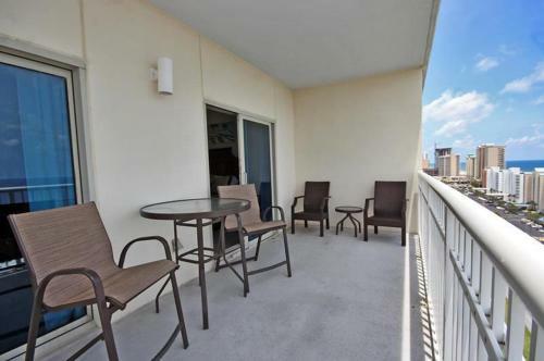 Crystal Tower 1309 Apartment