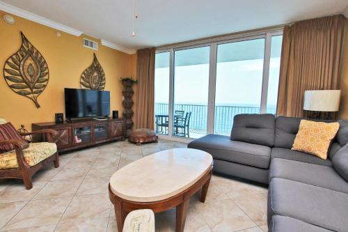 San Carlos 1509 Apartment