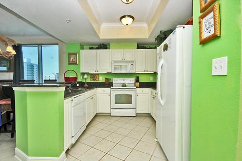 Crystal Tower 709 Apartment