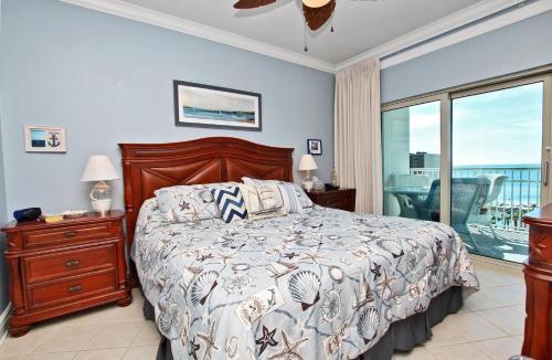 Crystal Tower 709 Apartment