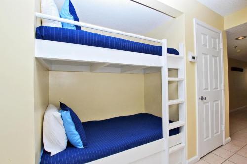 Tradewinds 901 Apartment