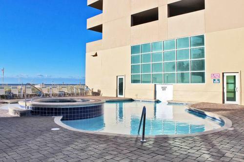 Crystal Shores West 207 Apartment