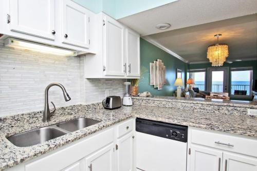 Boardwalk 986 Apartment