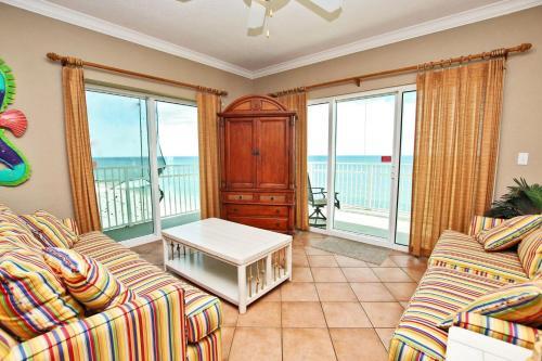 Crystal Shores West 601 Apartment