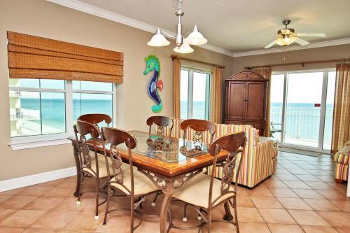 Crystal Shores West 601 Apartment