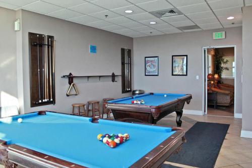 Crystal Shores West 601 Apartment