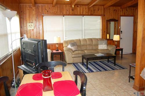 Alavista Sm Pets Cottage