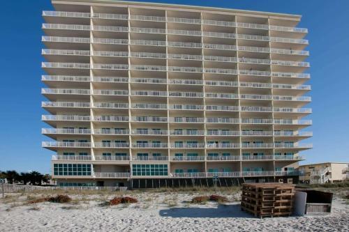 Crystal Shores 701