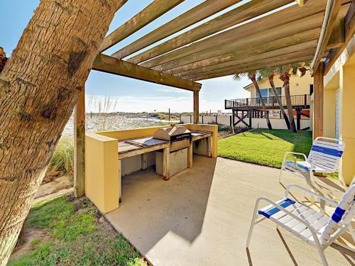 Apartamento 615 W Beach Blvd Condo Unit 3g