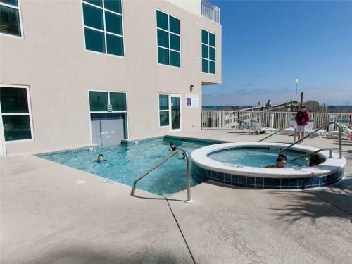 Apartamento Crystal Shores 903 Condo