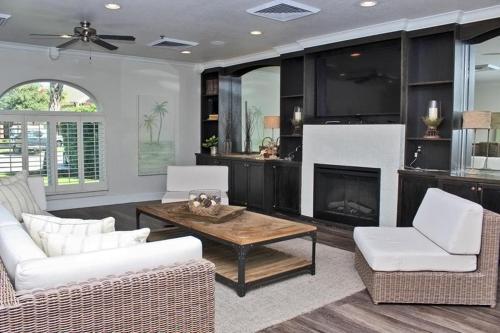 Apartamento Emerald Greens 1102 Condo