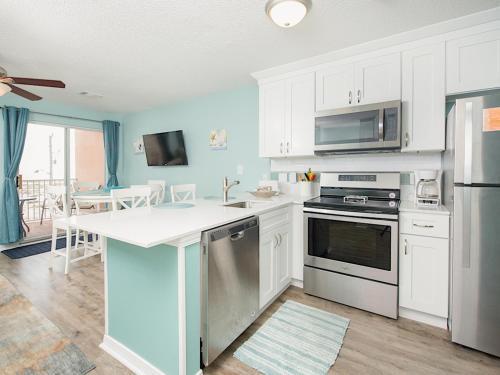 Apartamento 572 E Beach Blvd Condo Unit 315
