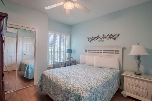 Legacy I 607 - Two Bedroom Apartment