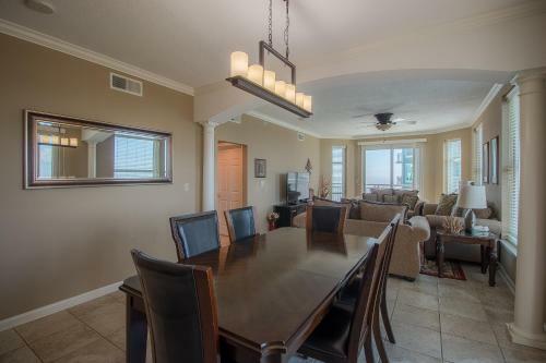 Legacy I 1008 - Three Bedroom Apartment