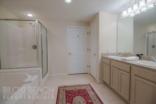 Legacy I 804 - Three Bedroom Apartment