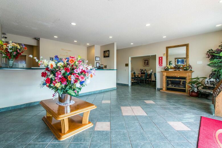 Hotel Econo Lodge Airport