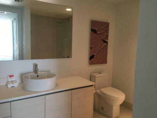 Beachwalk Studio Apartment 09