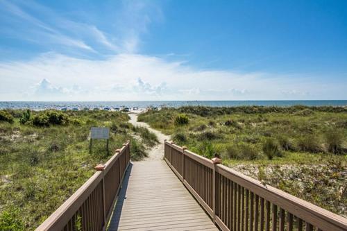 410 Captain's Walk Villa