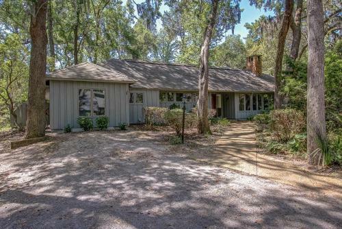 1 Deer Run Lane Home