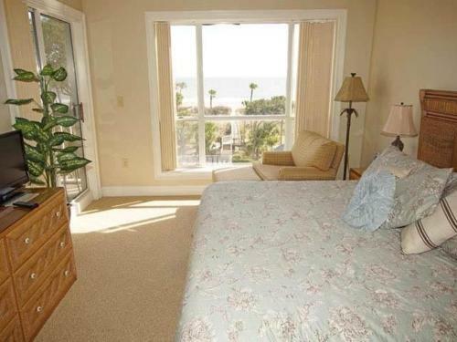 404 Barrington Arms Villa
