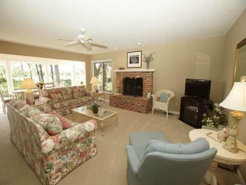 174 Mooring Buoy Holiday Home